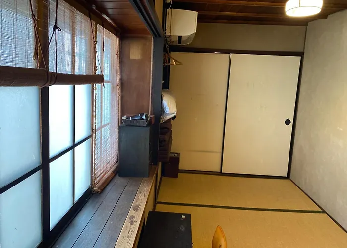 ゲストハウス鯉屋